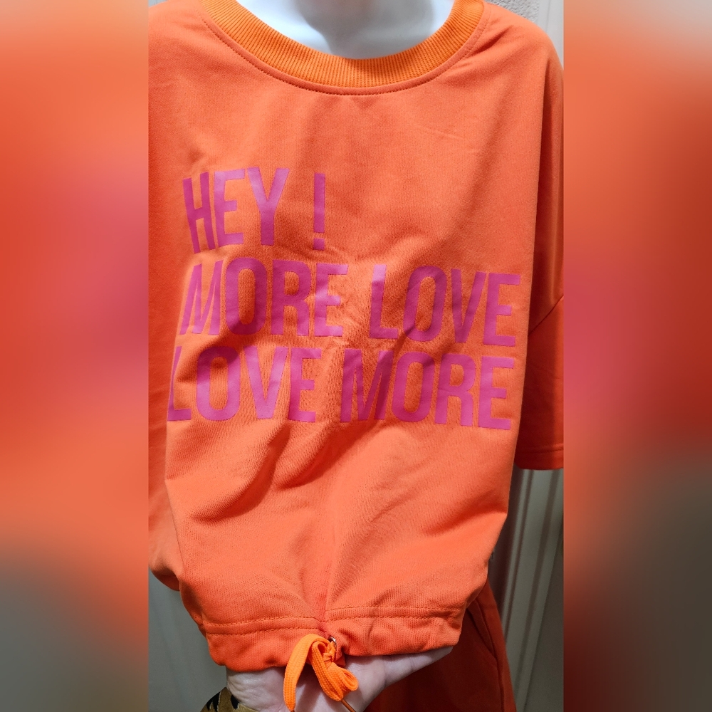 Bright Orange Graphic Cropped Tee and Shorts LoungeSet Size XXL NWOT - Picture 5 of 16